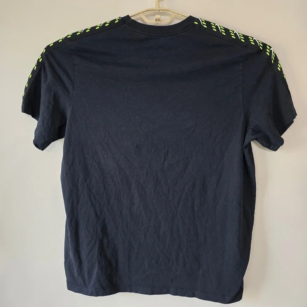 Nike The Nike Tee Swoosh Logo Graphic T-Shirt Black Neon‎ Trim XL
